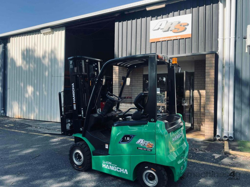 Lithium Powered Forklift 1800kg